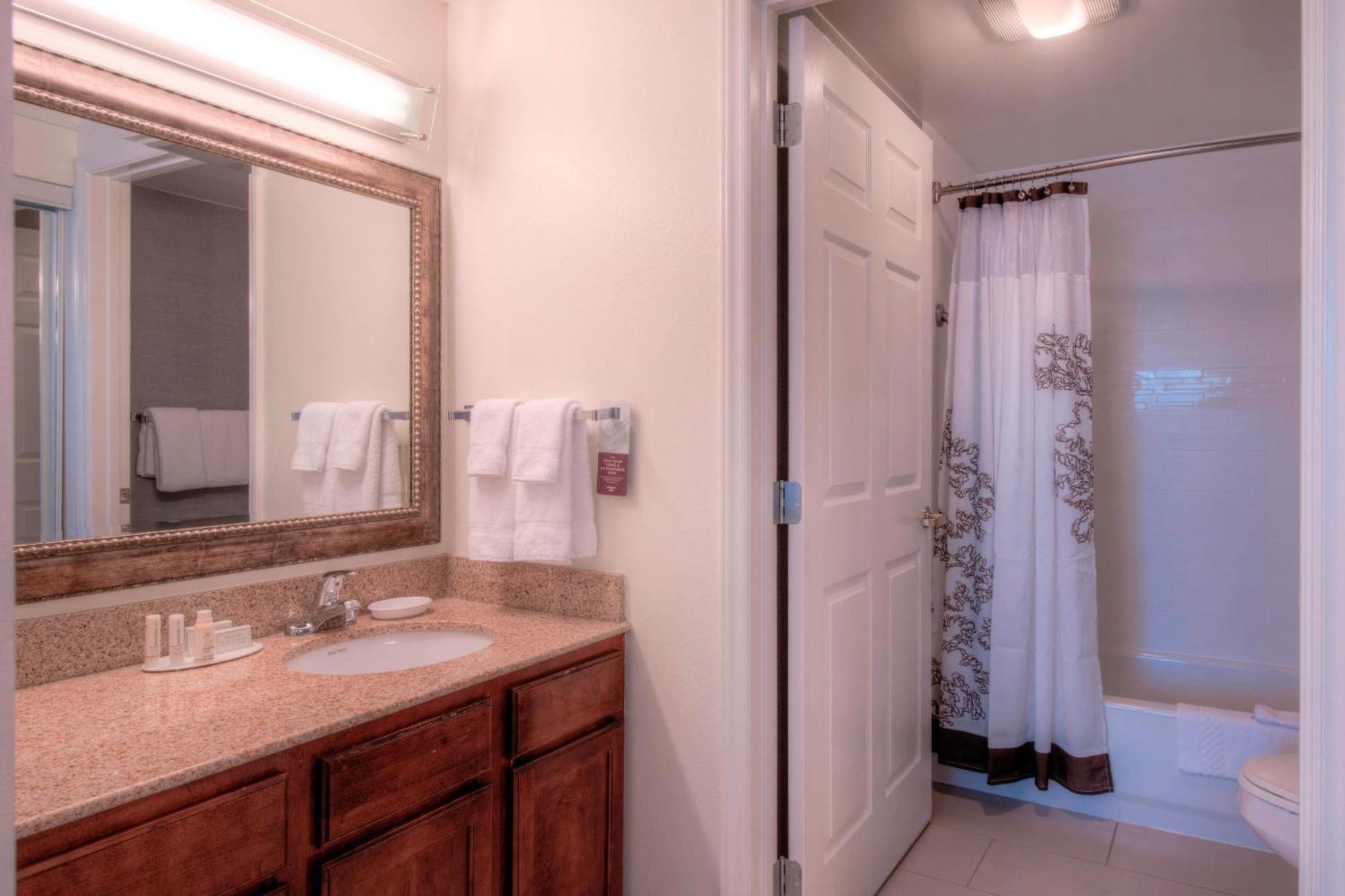Residence Inn By Marriott Raleigh Crabtree Valley Kültér fotó
